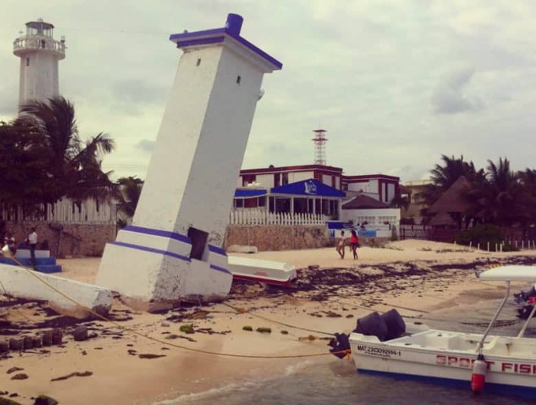 faro puerto morelos messico