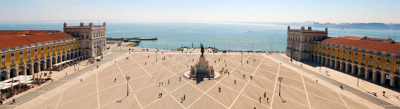 piazza commercio Lisbona cosa vedere