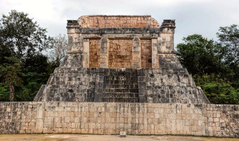 Tempio uomo barbuto ChichenItza